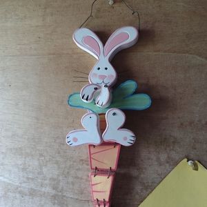 DECORATIVE WOODEN EASTER BUNNY/CARROT, WALL OR DOOR HANGER.